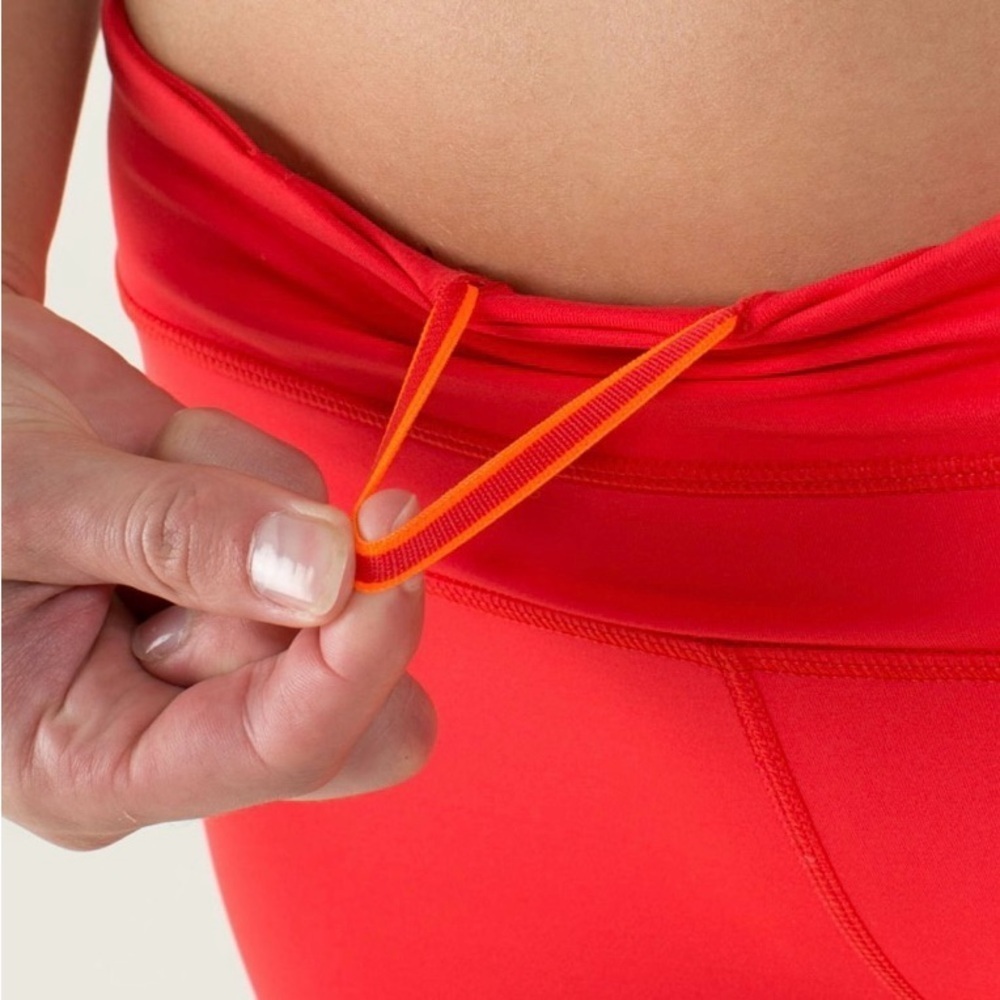 Lululemon Run: Inspire Crop in Love Red Size 6 - Picture 3 of 10